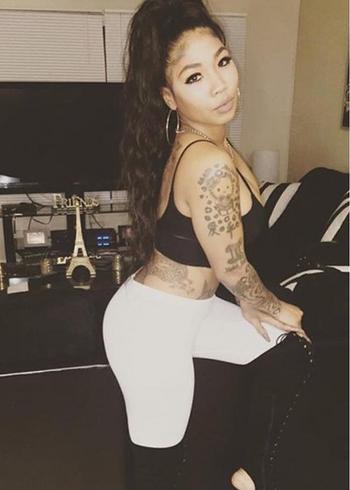 , 22  female escort, Honolulu