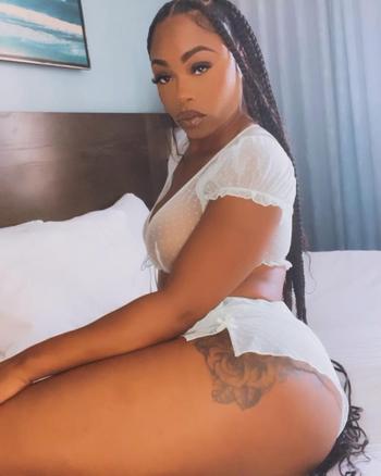 Sky Love, 26  female escort, Honolulu