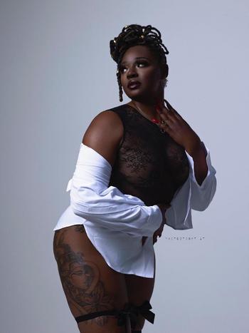 484-220-6305, 27  female escort, Honolulu