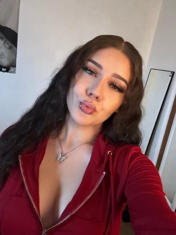 Juanita , 26 Caucasian female escort, Honolulu