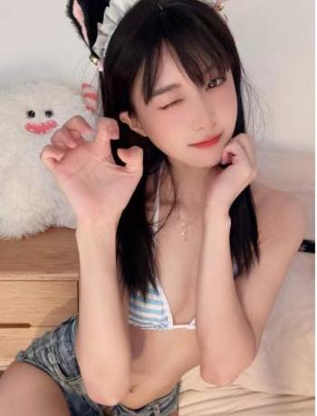 315-284-6148, 25  female escort, Honolulu