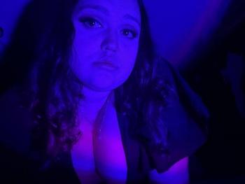 Amelia, 23  female escort, Honolulu