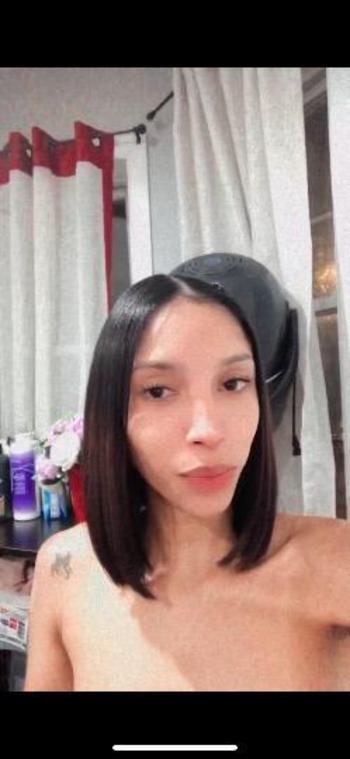 LIZ, 21  female escort, Honolulu