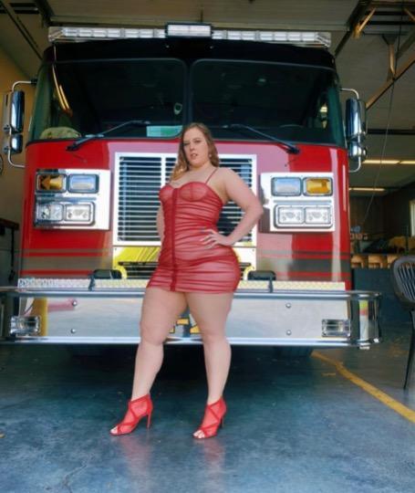 escort photo 4